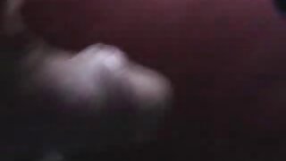 Өсвөр насны шаргал үстэй, хөгшин цагаан эрчүүдийн булцуунд дуртай