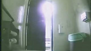 Asiasn нарийхан дэгдээхэйнүүд нь түүний stepbro нь даралтын өгдөг