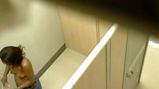 Хуурамч таксины зорчигч Рианнон Райдер жолоочийн нүүр царайг харуулсан
